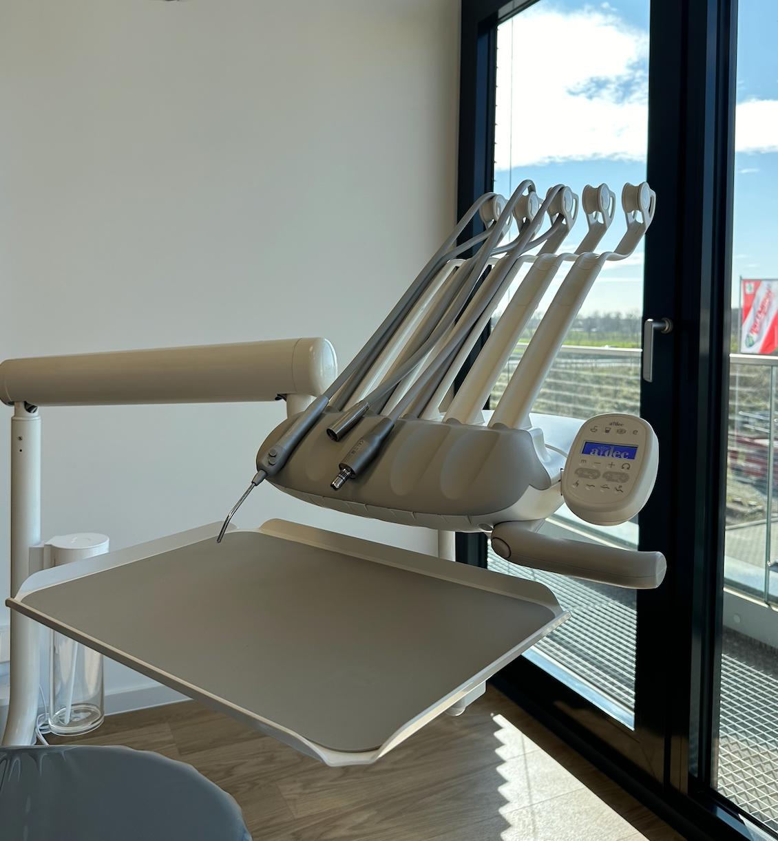 A-DEC 300 Radius Ausstellungsgerät