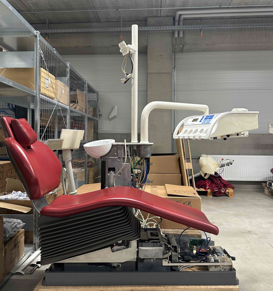 Sirona C5+ Behandlungseinheit mit Amalgamabscheider