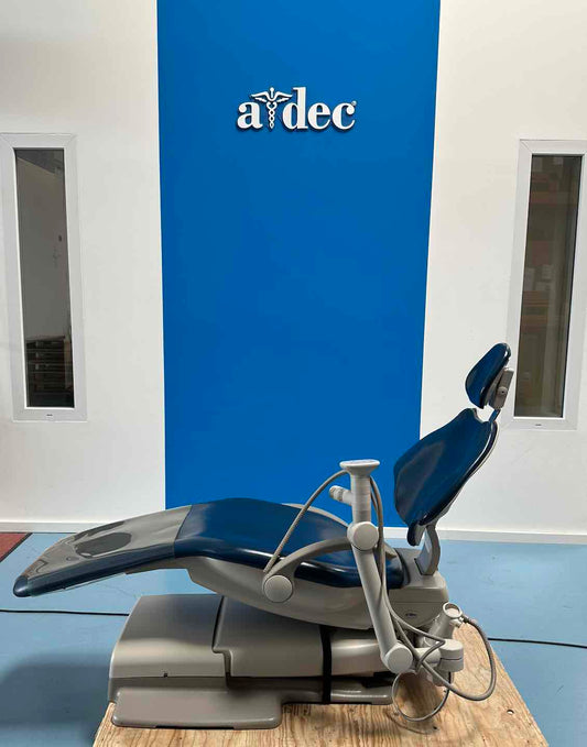 A-dec 500A Behandlungsstuhl ideal für KFO Scanning Abdruckstuhl PZR